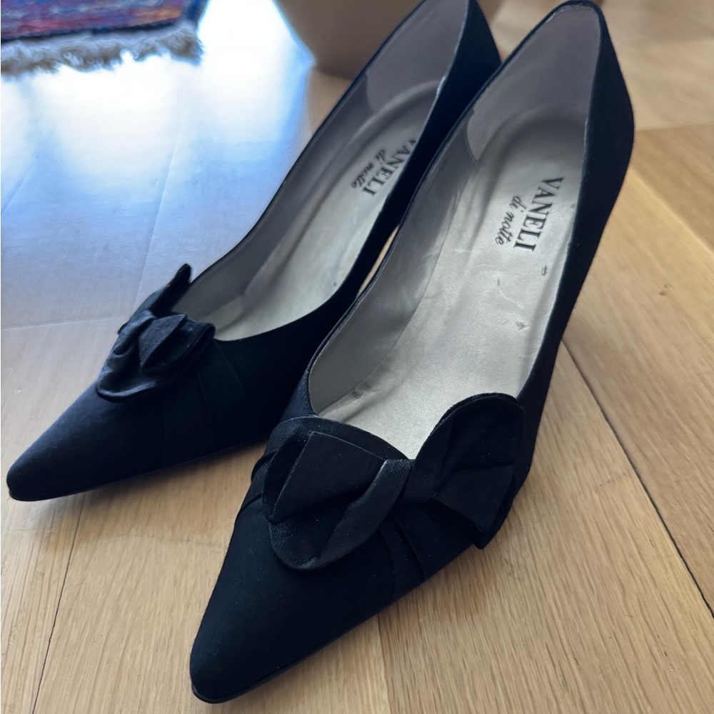 Vintage Vaneli Women's Black Heels